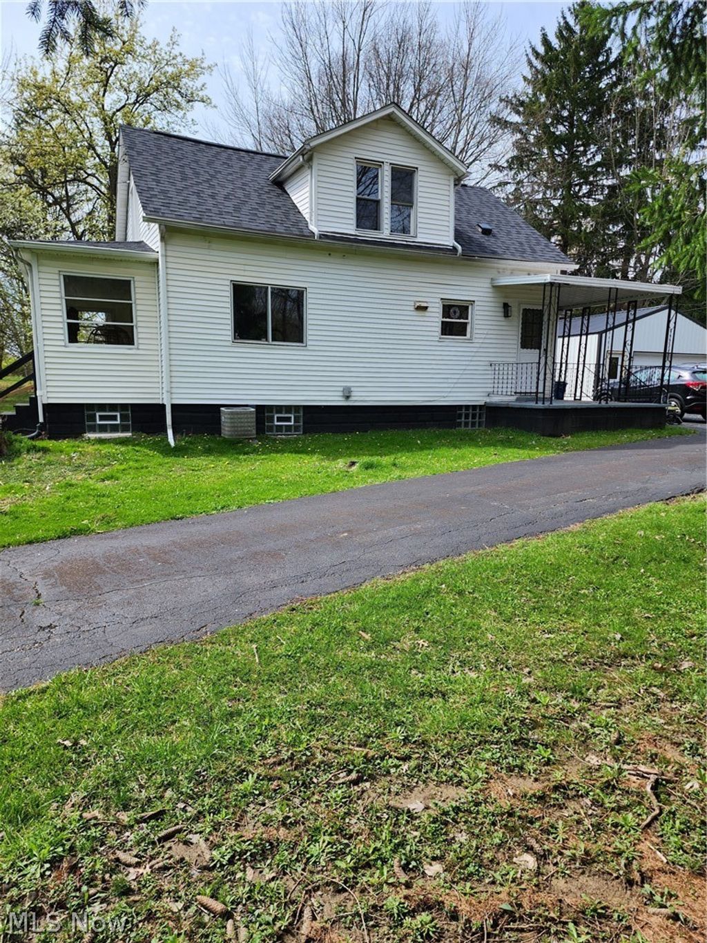 Photo of 3187 Grenfall Road, Norton, OH 44203 (MLS # 5202584)