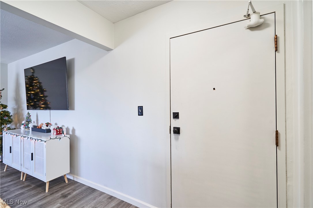 Garage Sp #71 - Residential