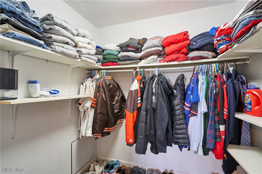 Garage Sp #71 - Residential