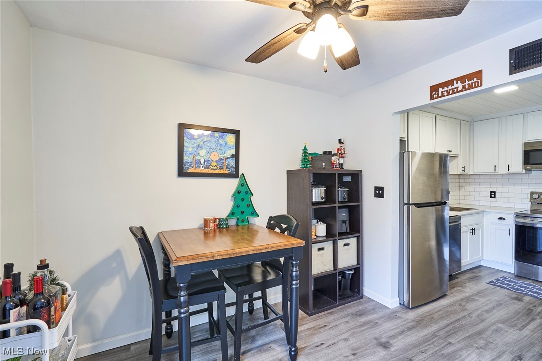 Garage Sp #71 - Residential