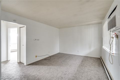 Tiny photo for 2615 Ellet Avenue, Akron, OH 44312 (MLS # 5187850)