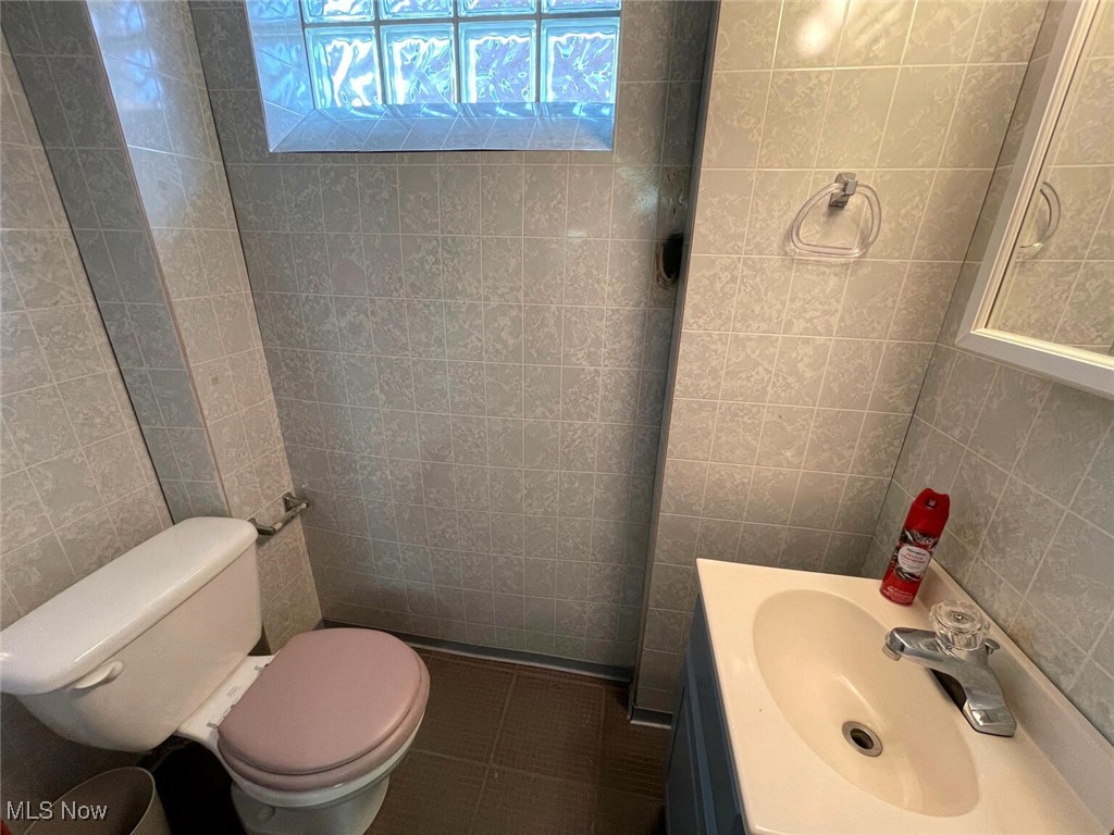 Joseph A Schmitt Realty Compan - Residential