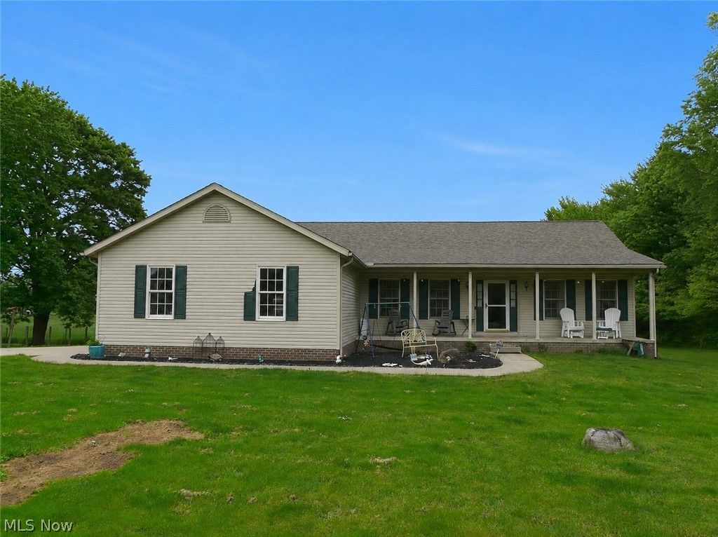 Photo of 4777 Waterloo Road, Atwater, OH 44201 (MLS # 5211006)