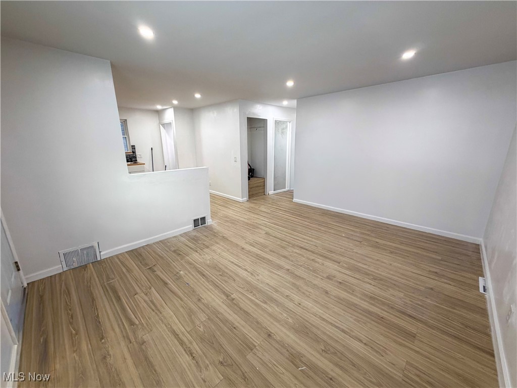 Niles Board/Trade Add - Residential