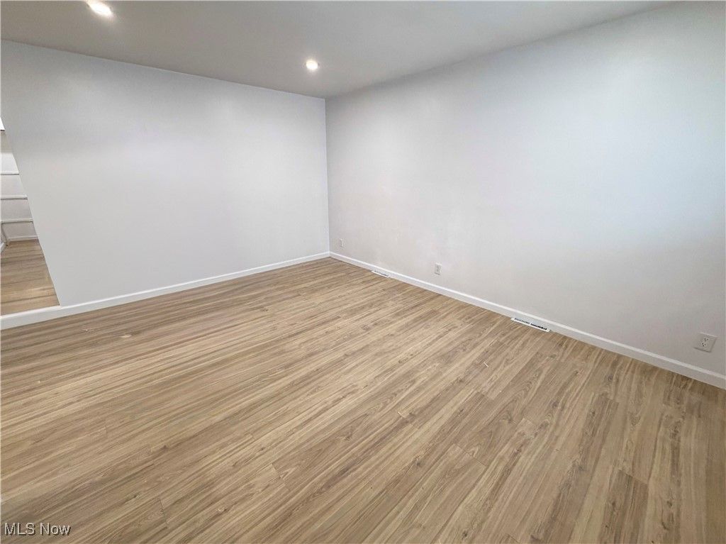 Photo of 311 High Avenue, Niles, OH 44446 (MLS # 5174466)