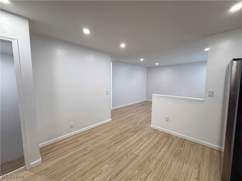 Niles Board/Trade Add - Residential