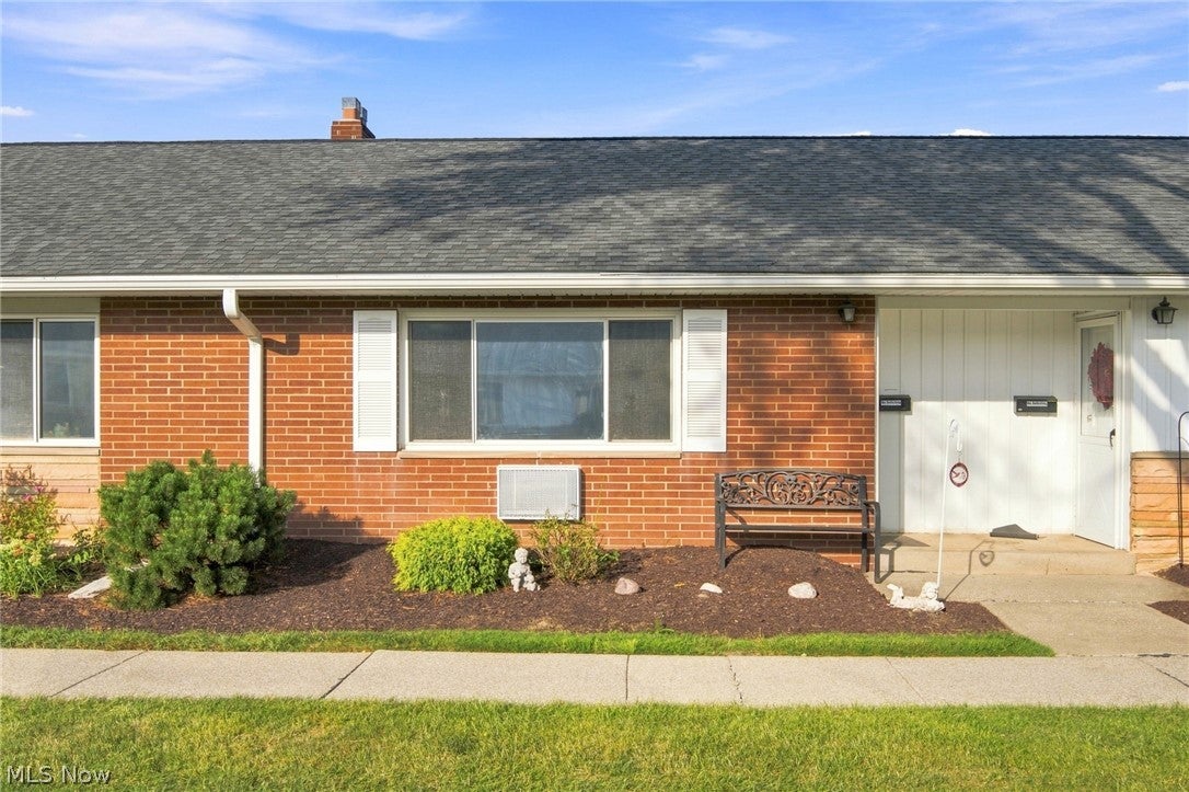 5651 Broadview Road B5
