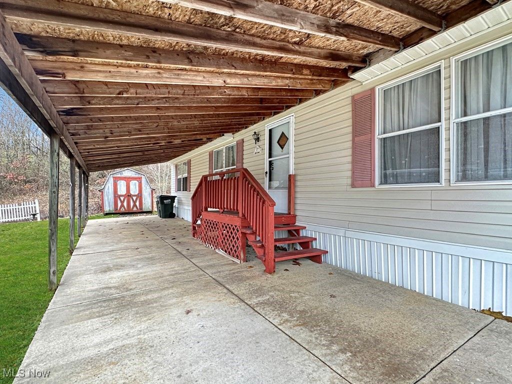 Photo of 2749 Deer Pass Drive SW, Canton, OH 44706 (MLS # 5174690)