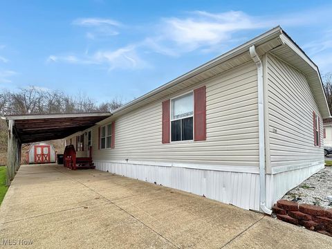 Homes For Sale - 2749 Deer Pass Drive<br/> Stark County, Canton, OH 44706