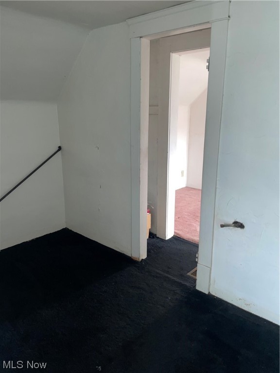 Maxwell & Cole 01 - Residential Income