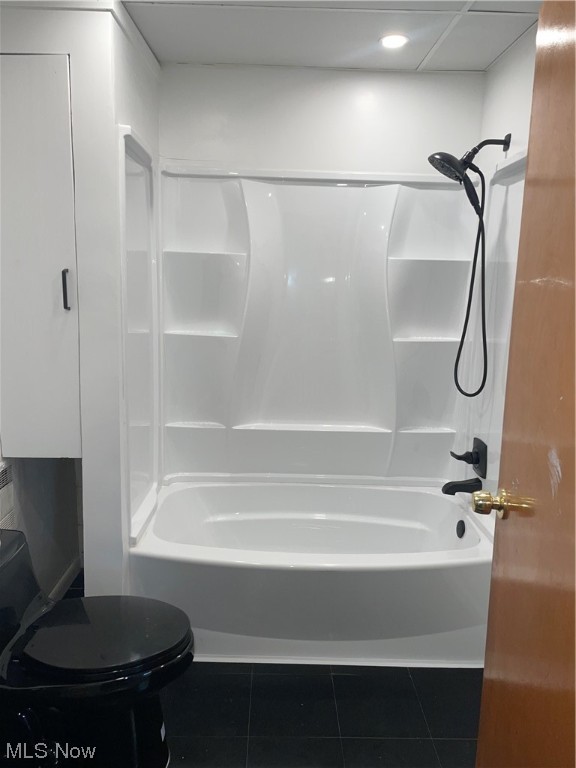 Maxwell & Cole 01 - Residential Income