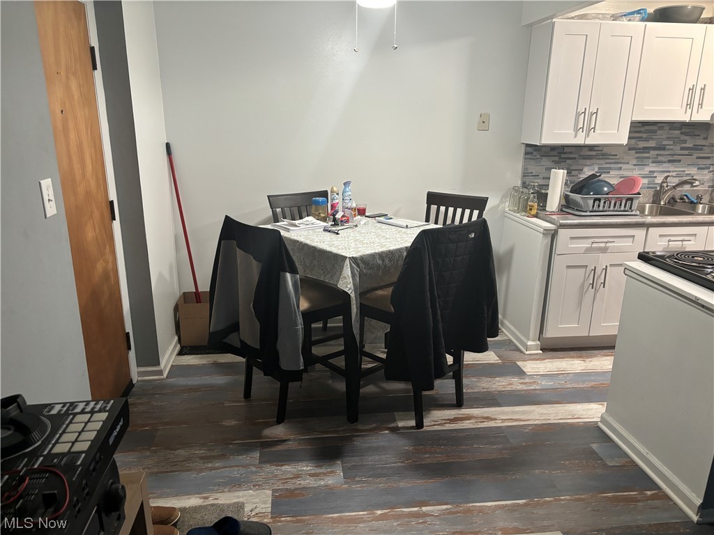 Maple Park Condo - Residential