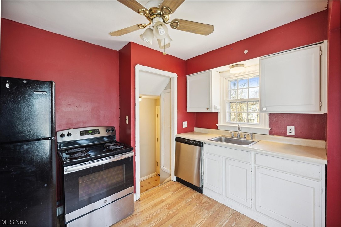 Van Deboe Hagar - Residential Lease