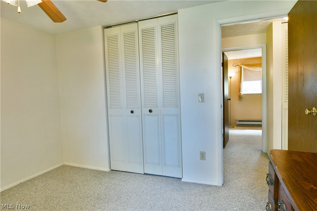 Oakview Manor - Residential
