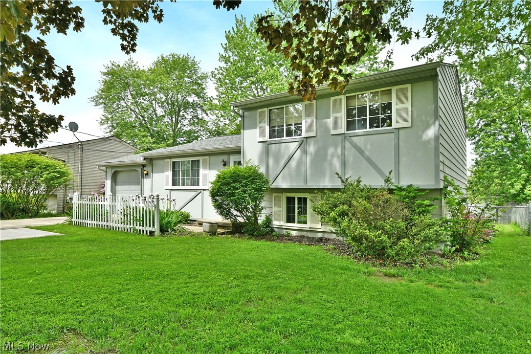 Oakview Manor - Residential