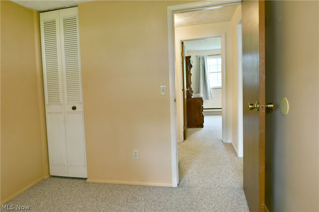 Oakview Manor - Residential