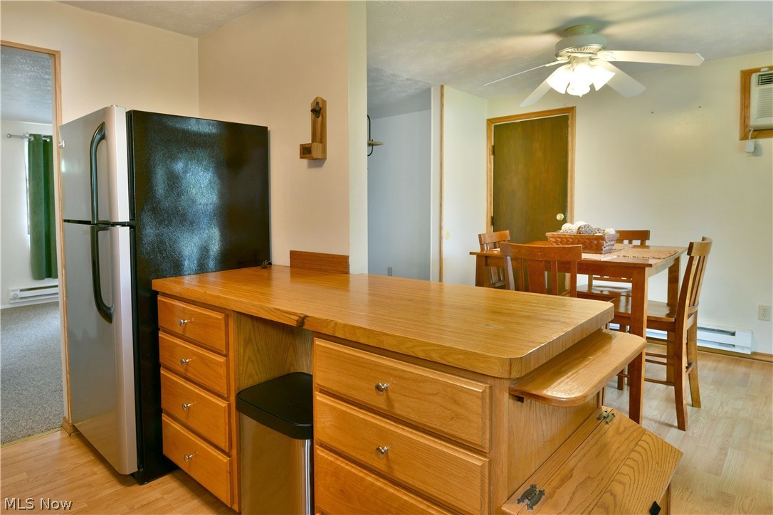 Oakview Manor - Residential