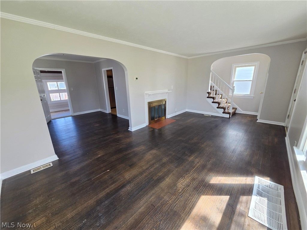 Photo of 3757 Grosvenor Road, South Euclid, OH 44118 (MLS # 5204601)