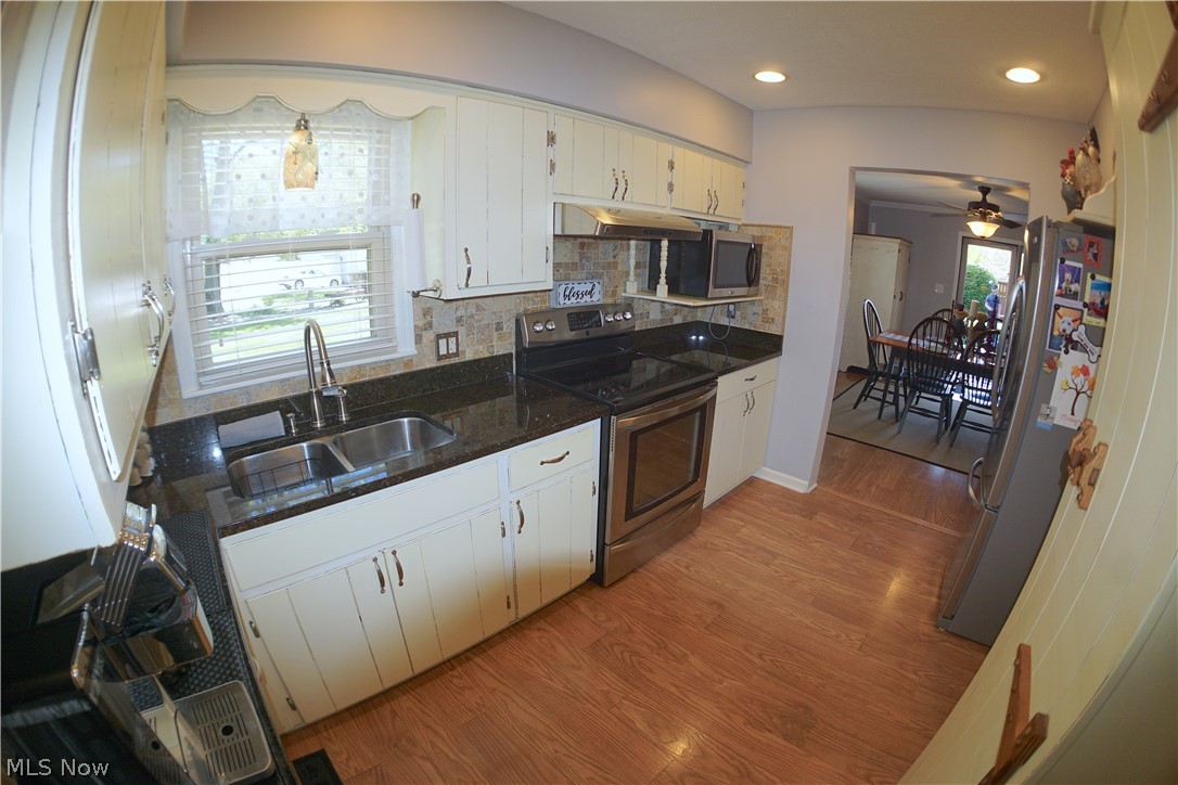 Heslop Morning View 02 - Residential