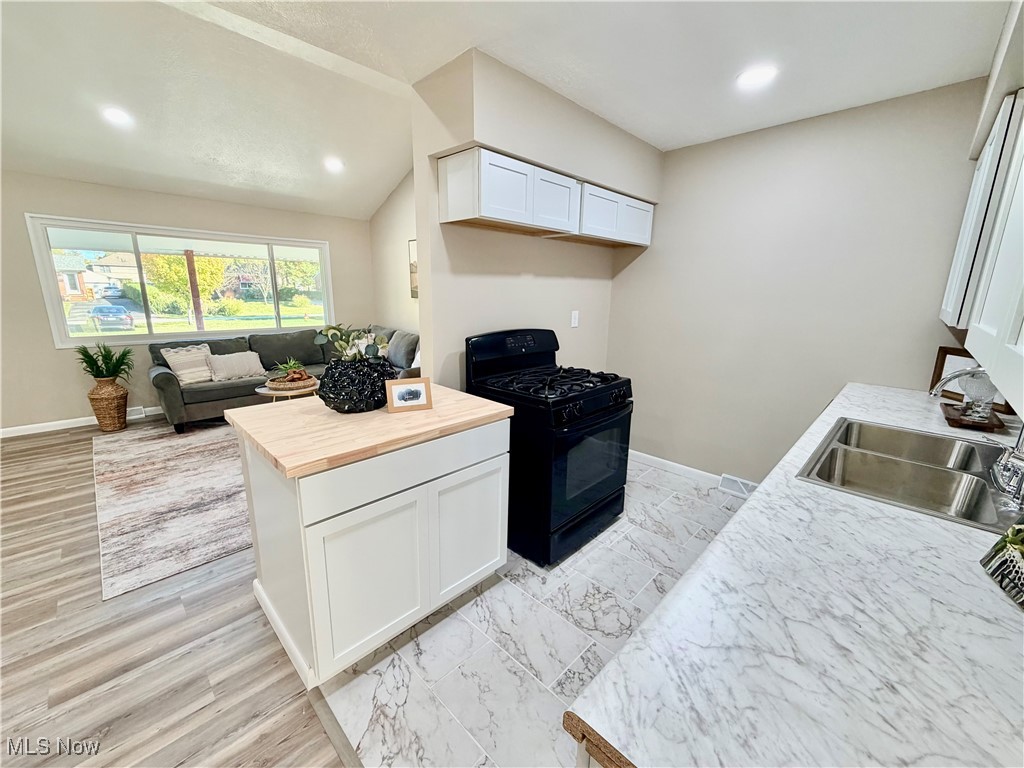 Mentor Grovelands Sub - Residential