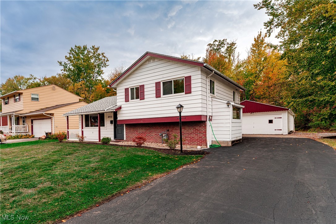 Mentor Grovelands Sub - Residential