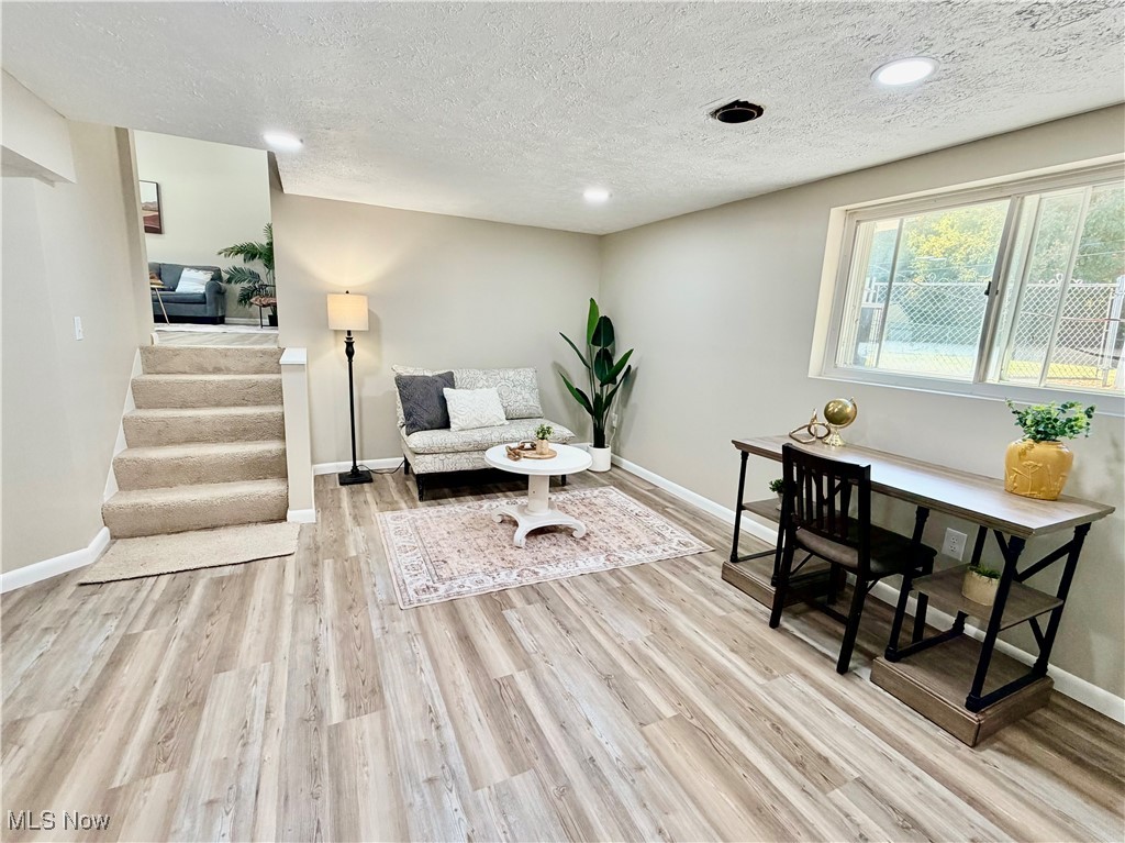 Mentor Grovelands Sub - Residential