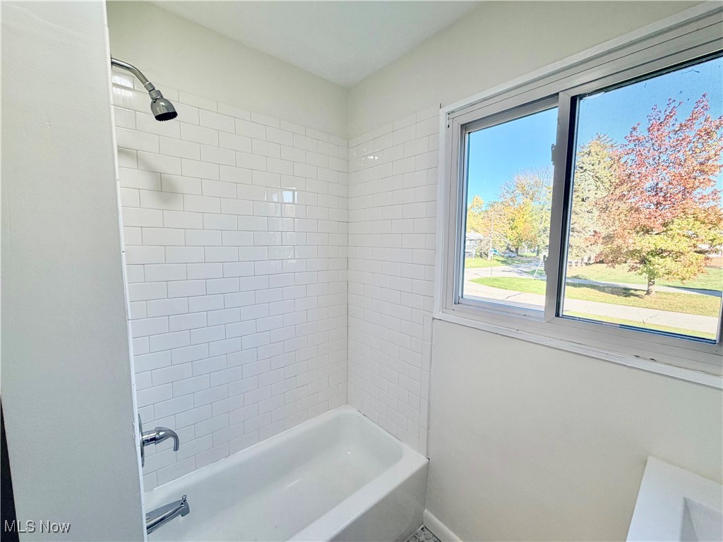 Mentor Grovelands Sub - Residential