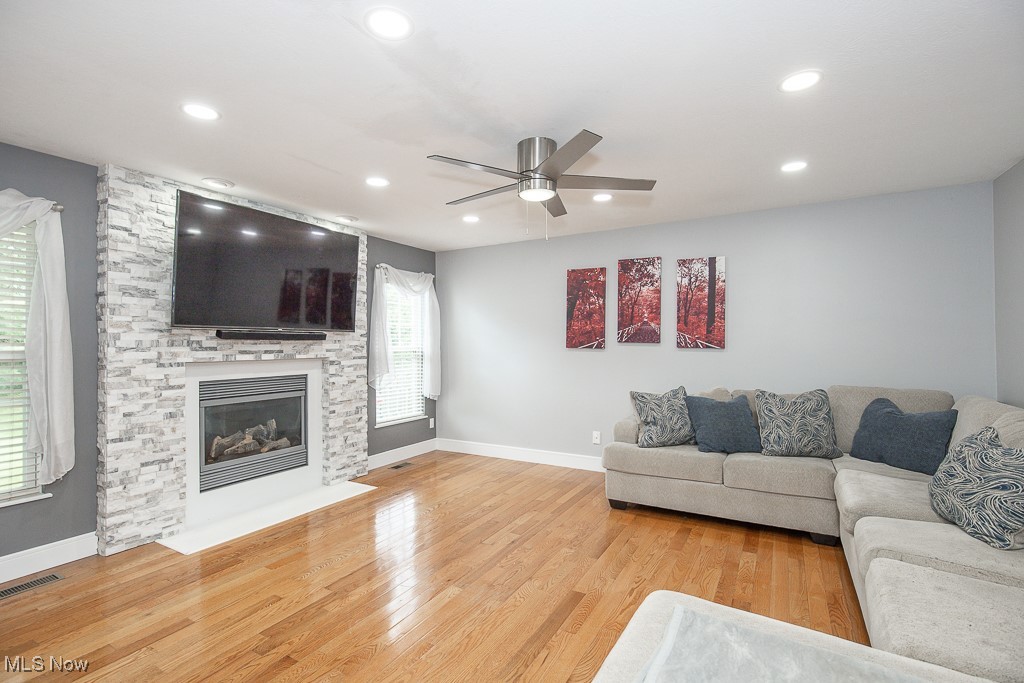 884 Beacon Street, Brunswick, Ohio image 12