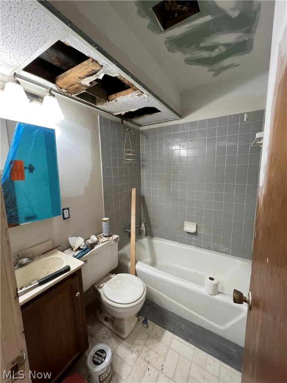 East Akron Terrace - Residential Income