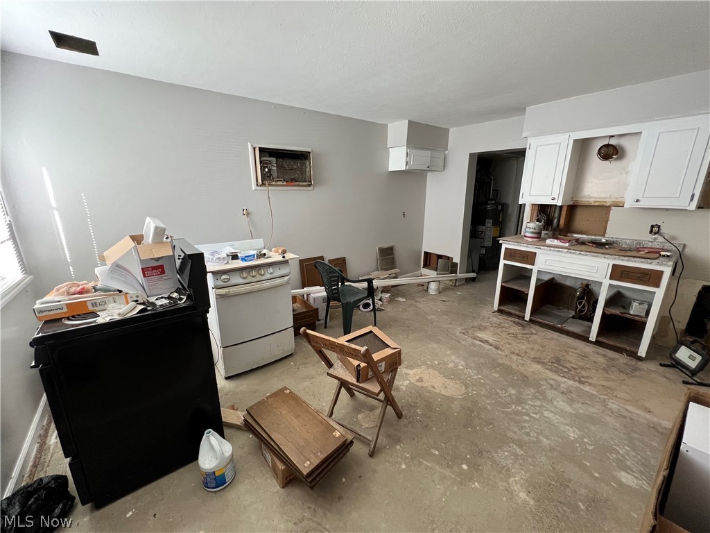 East Akron Terrace - Residential Income