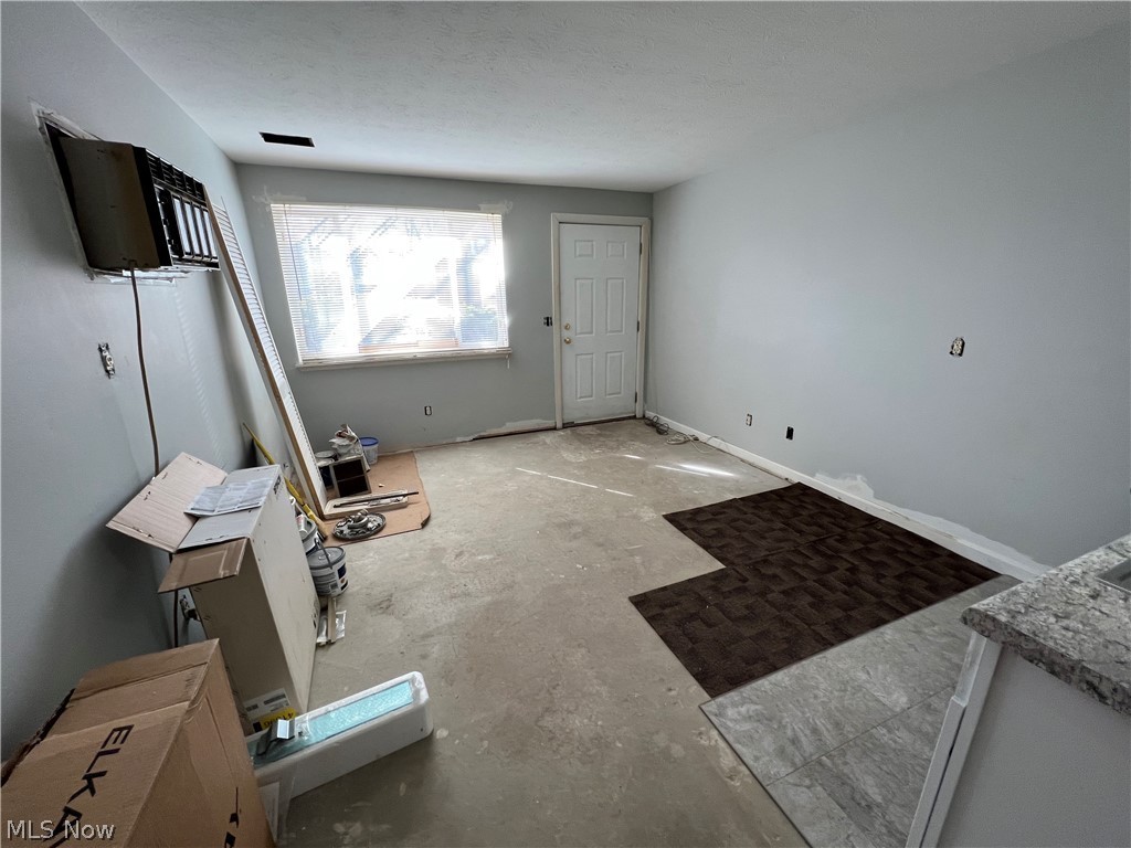 East Akron Terrace - Residential Income