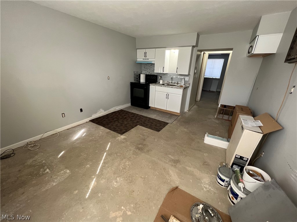 East Akron Terrace - Residential Income