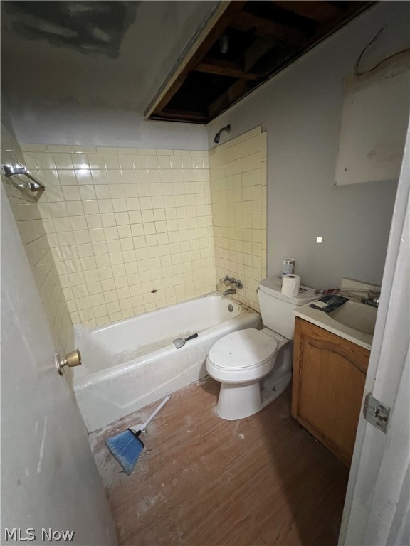 East Akron Terrace - Residential Income