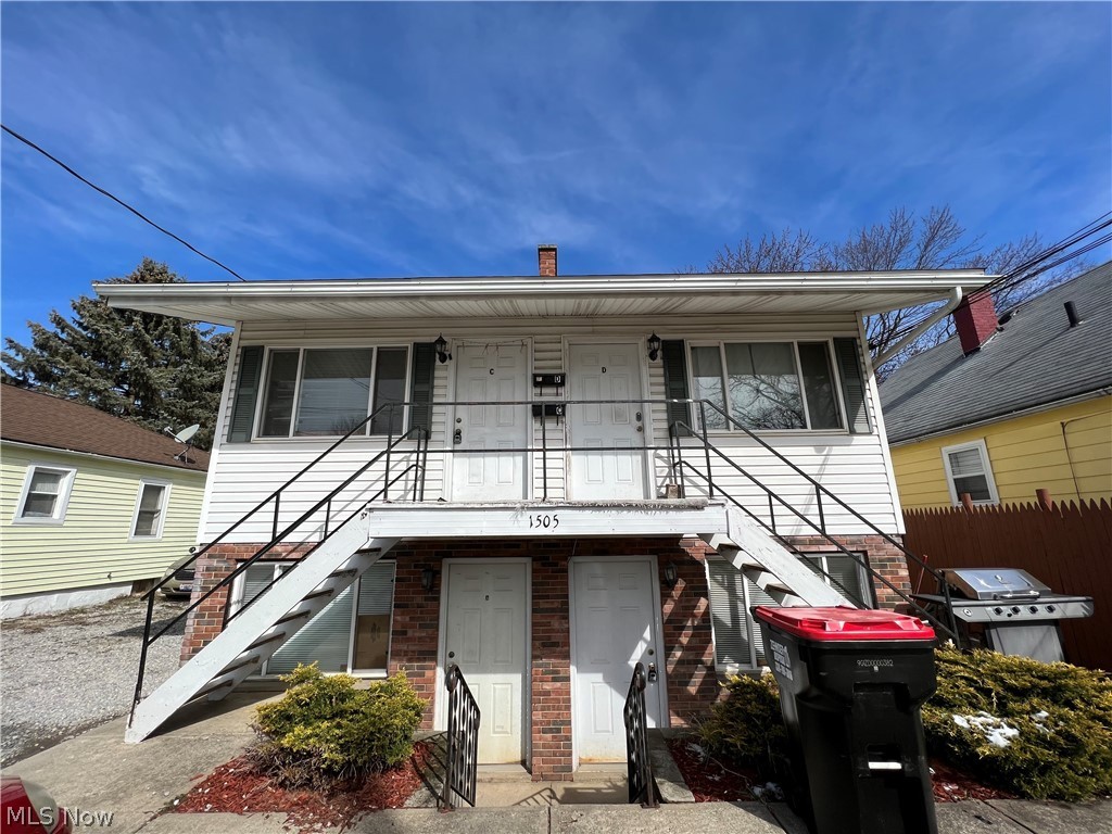 East Akron Terrace - Residential Income