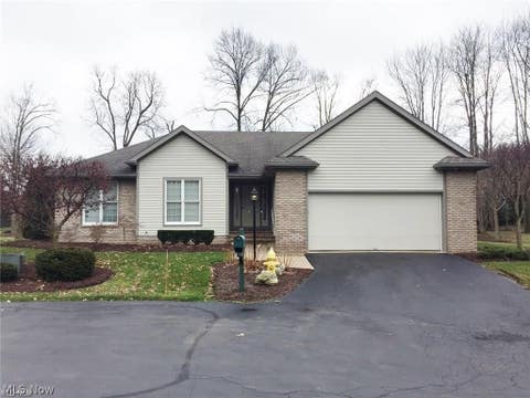 Condo For Sale - 17 Masters Court<br/> Warren, OH 44484