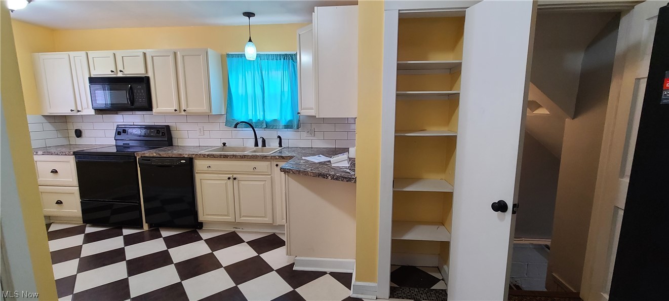 West Portage Path - Residential Lease