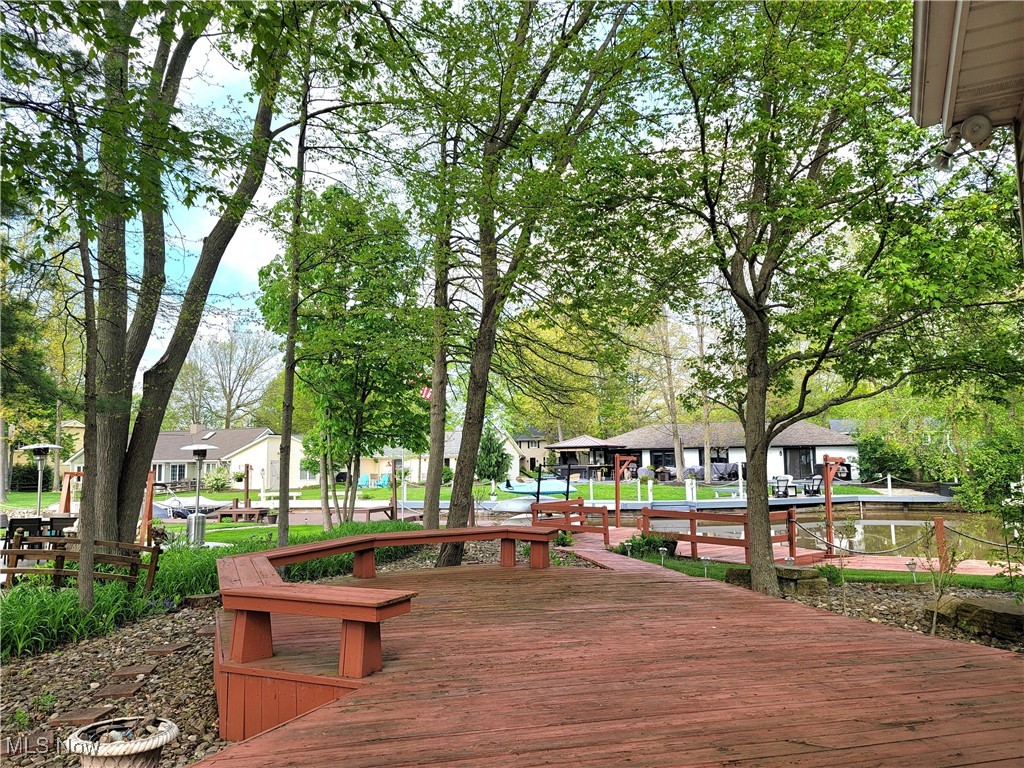 10015 Regatta Trail, Aurora, Ohio image 30