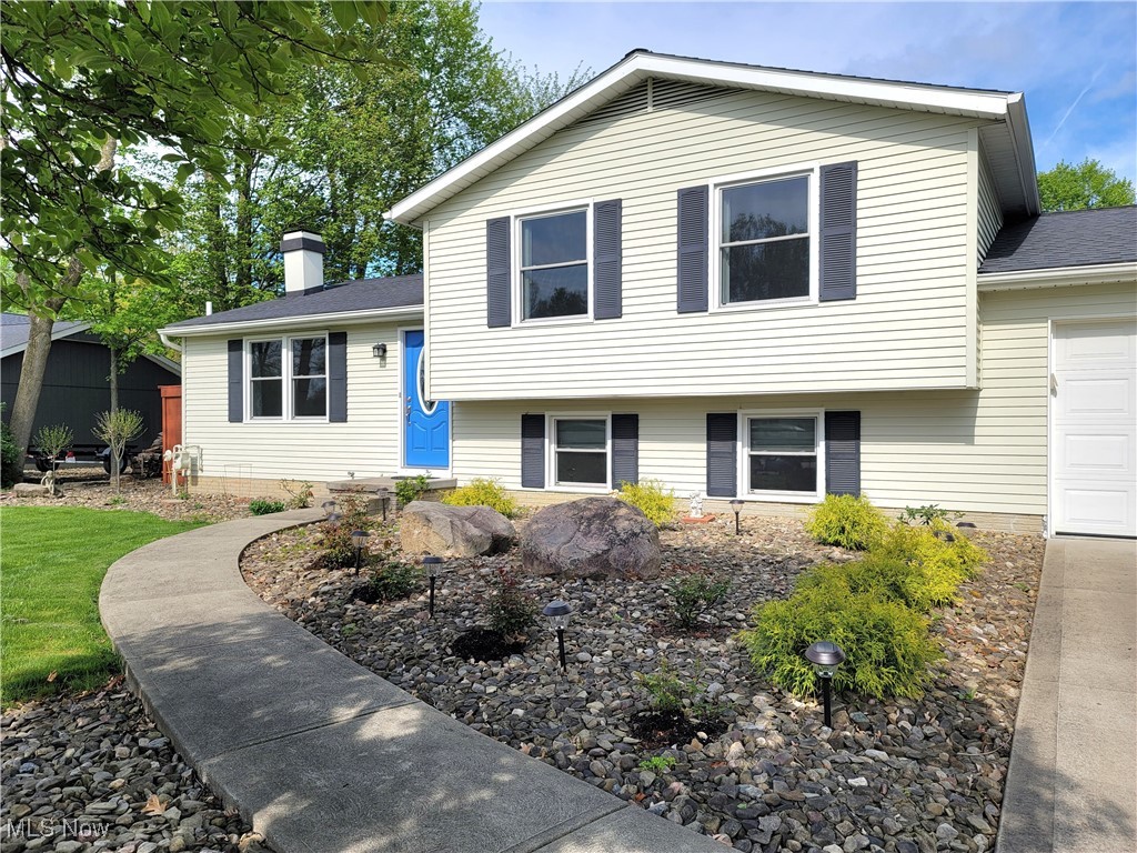 10015 Regatta Trail, Aurora, Ohio image 3