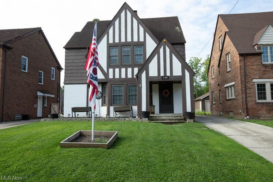 Welcome to 3790 Bushnell Road! This wonderful colonial home boost a vaulted ceiling great room for entertaining family & friends, a formal dining room for dinner parties, or in the gourmet kitchen! Tons of space and storage, including 4 bedrooms and 3 and one half baths! So much charm and character throughout with hardwood floors, ceramic foyer, built in cabinets, granite counter tops, stainless steel appliances, and beautiful natural light through out! This home even has a third floor teen sweet, and a recreation area in the basement! Fabulous central location to parks, restaurants, shopping, grocery stores, and just minutes from Cleveland Clinic, University Hospital, Little Italy, John Carroll, and Case University.