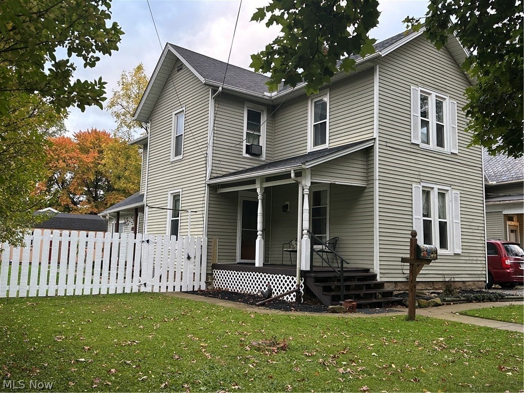 117 Magyar Street