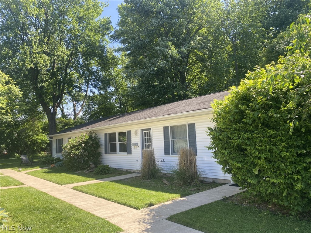124 Tiffin Avenue A/B