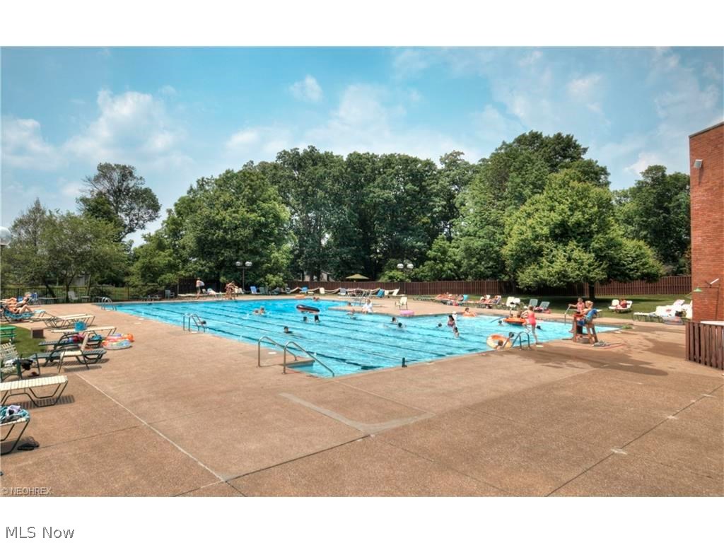 Juniper Hill Condo - Residential