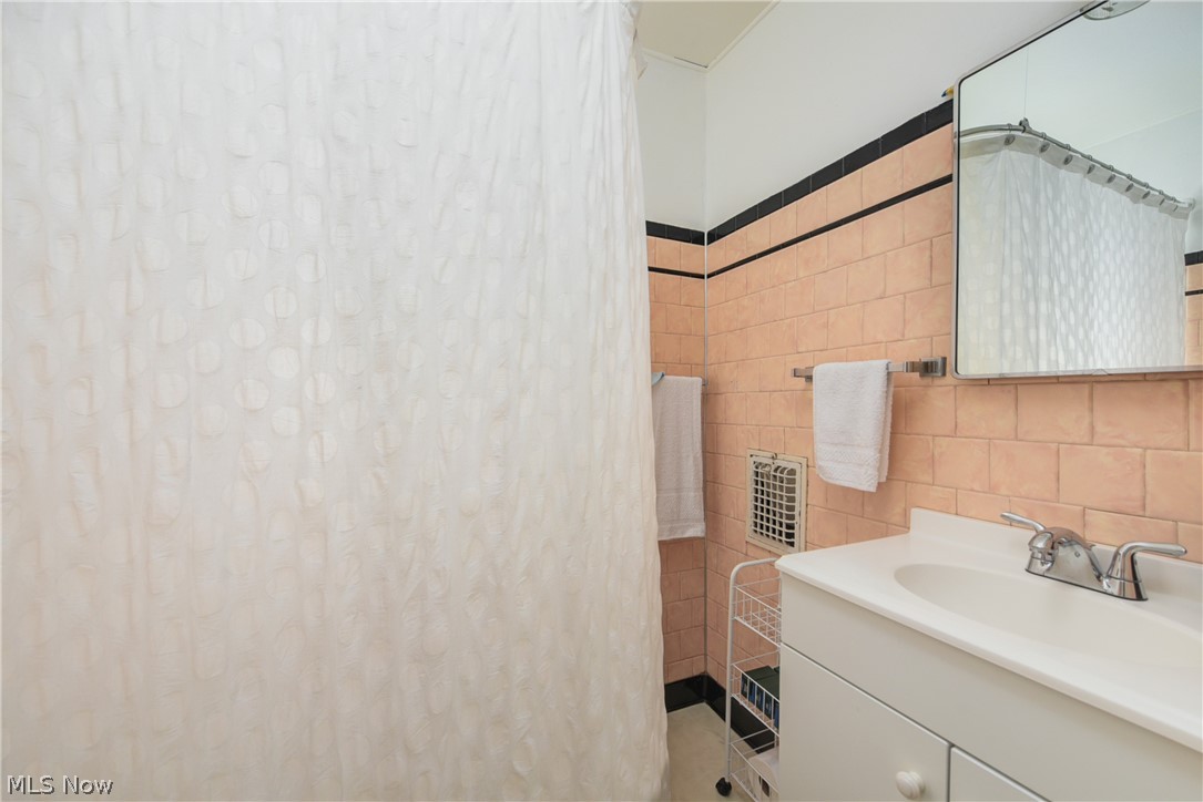 Fuller Kain & Krohle Allotment - Residential Income