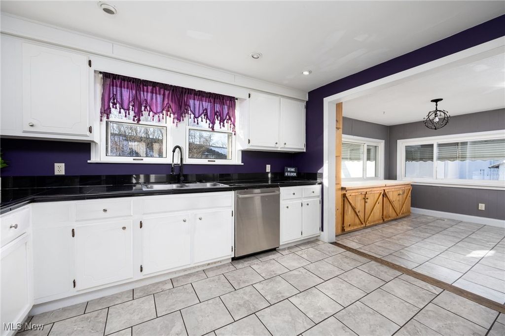 Photo of 134 S Market Street, Lodi, OH 44254 (MLS # 5177748)