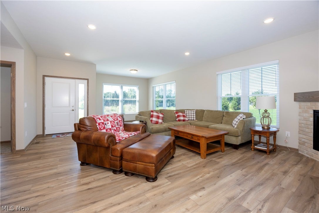 1813 Blackberry Lane