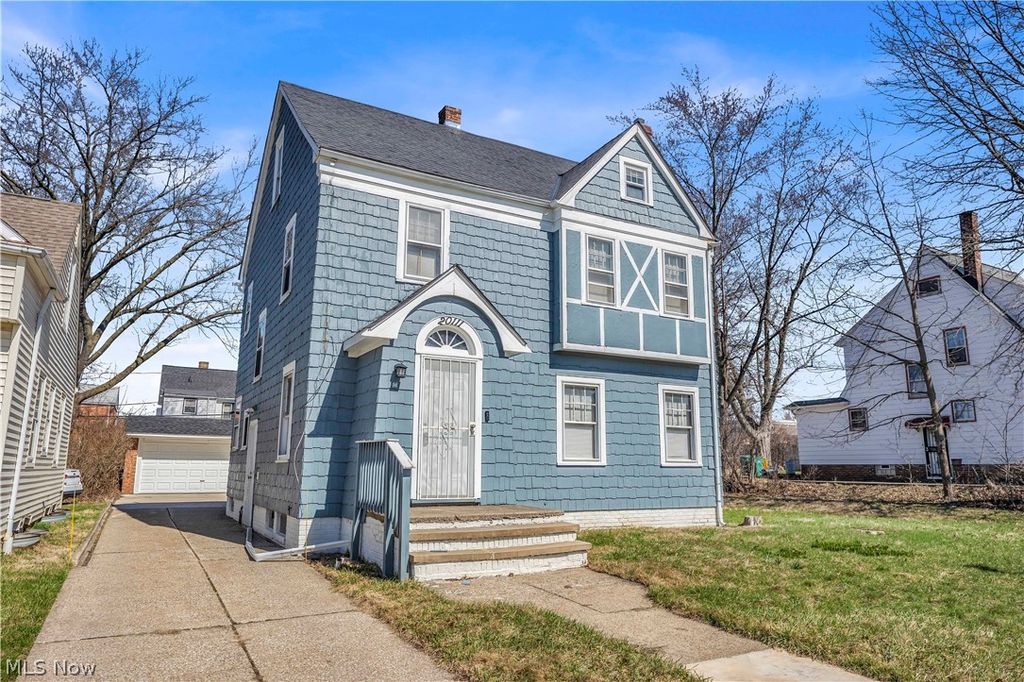 Photo of 20111 Mountville Drive, Maple Heights, OH 44137 (MLS # 5194120)