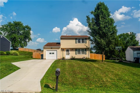 Homes For Sale - 1714 Warrington Road<br/> Stark County, Massillon, OH 44646