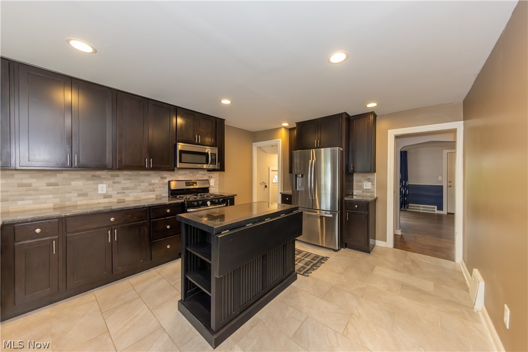 Mayfield 02 - Residential