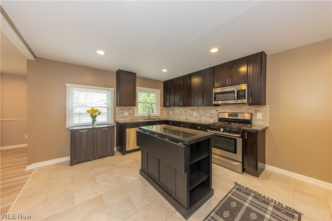 Mayfield 02 - Residential