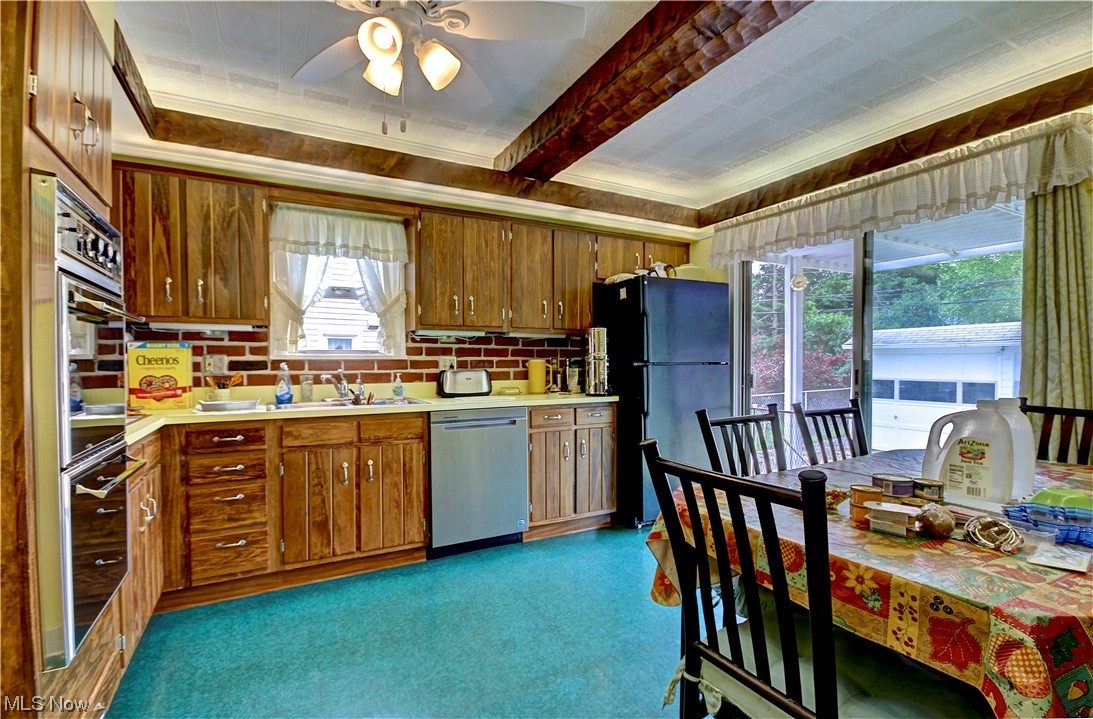 S H Kleinman Realty Cos Irvin - Residential